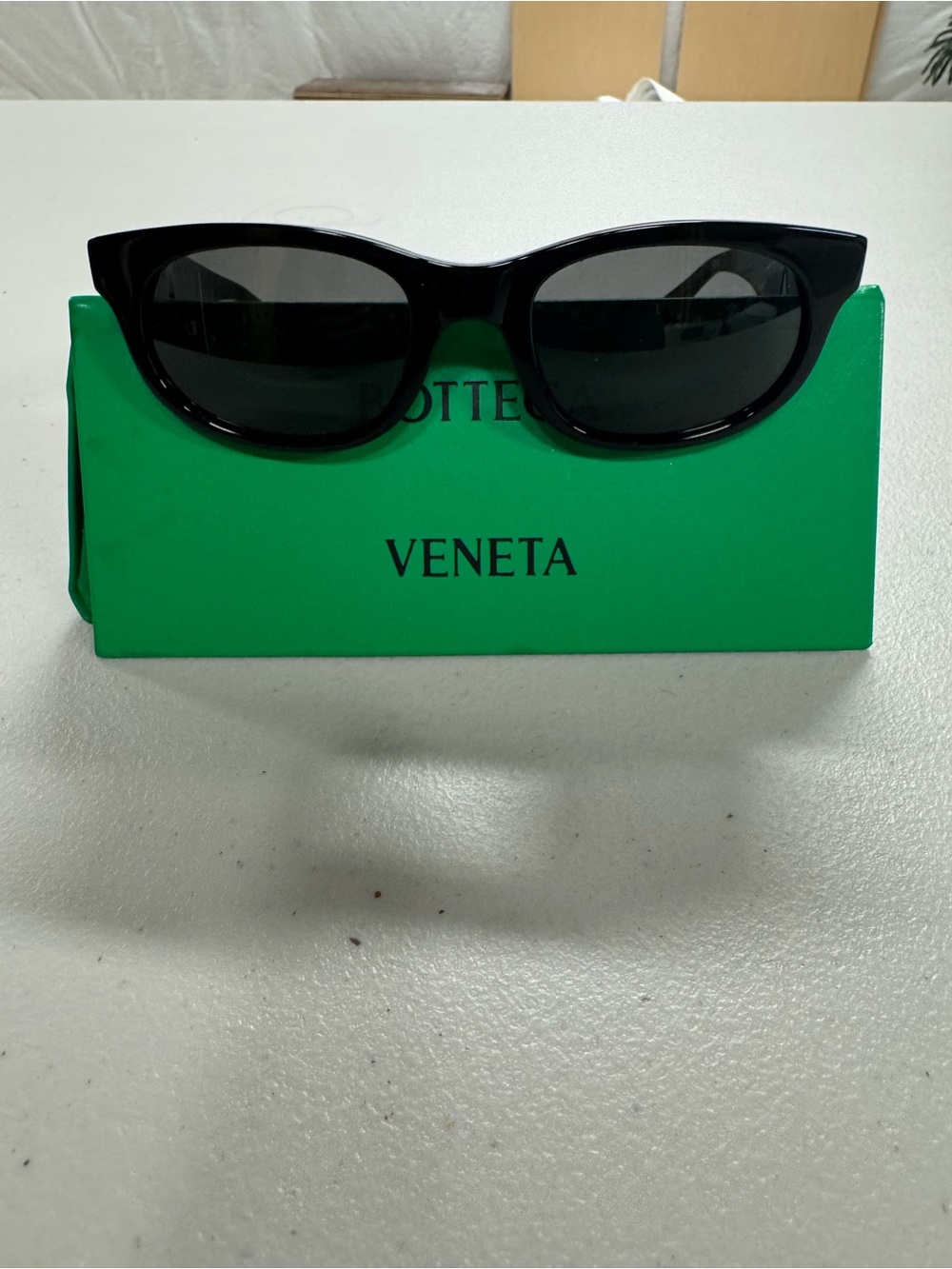 Bottega Veneta Black Cat-Eye Sunglasses